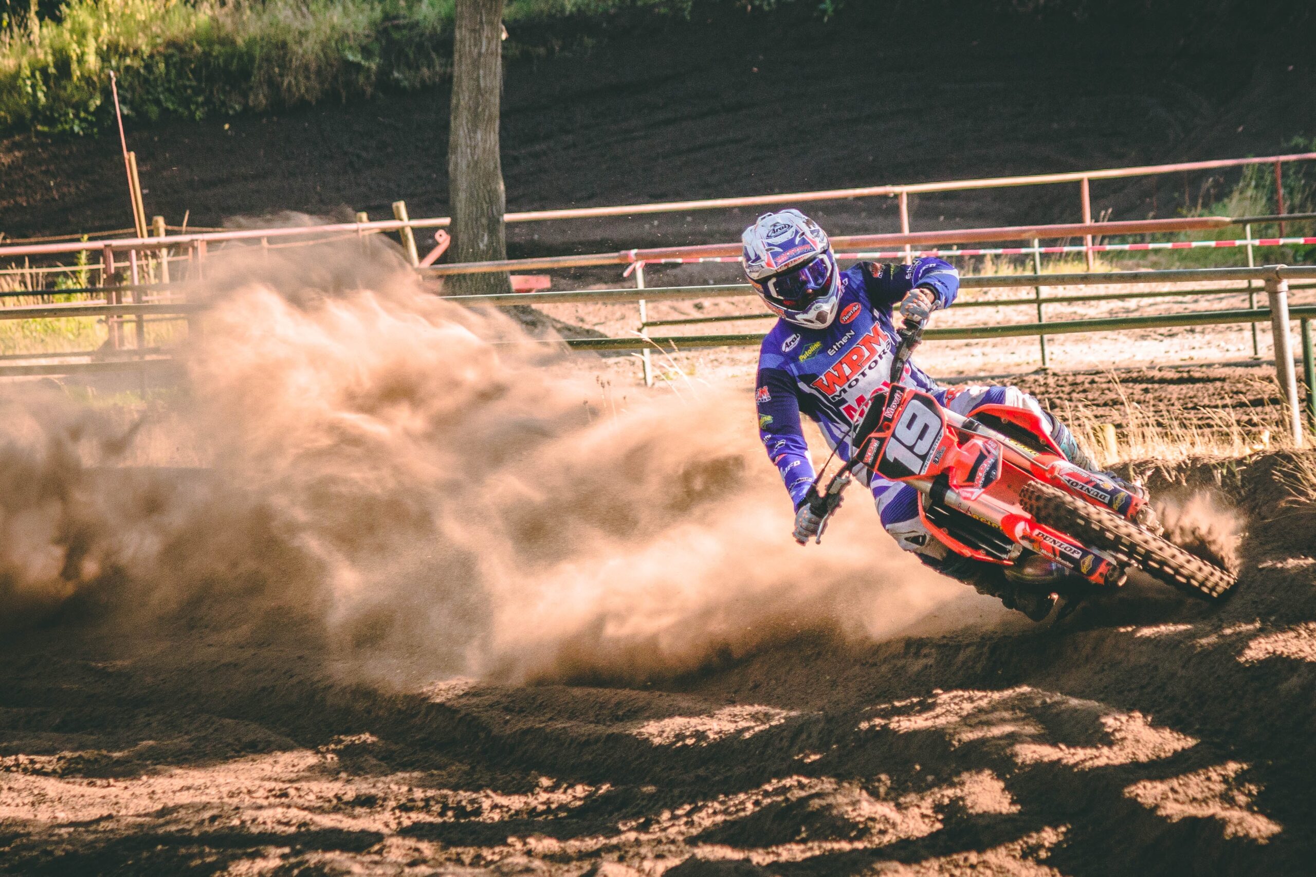 top 8 off-road riding tips: corning the dirt bike