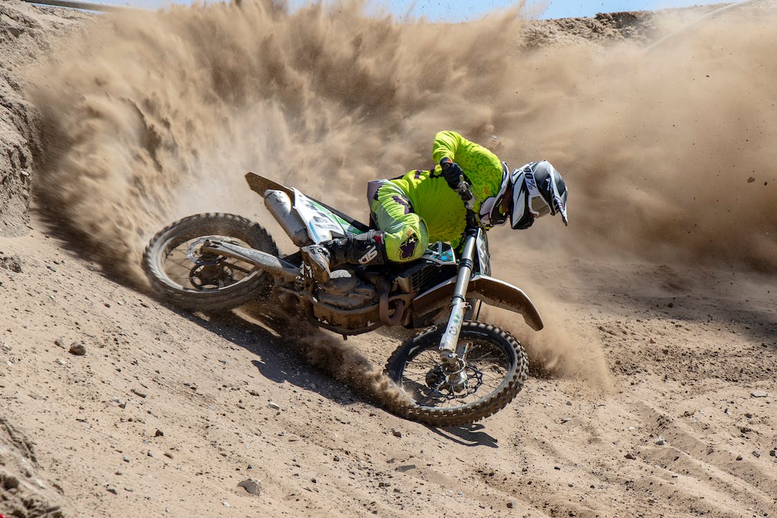 dirt bike sand riding tips and tricks