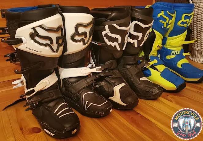 dirt bike boots of different sizes